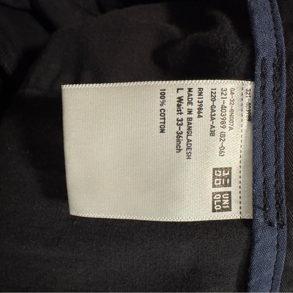 Uniqlo Black Flat Front Chino Shorts - Picture 5 of 9